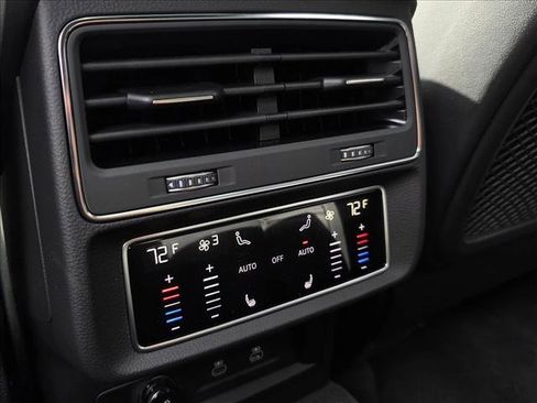 New 2026 Audi Q8 Prestige image 18