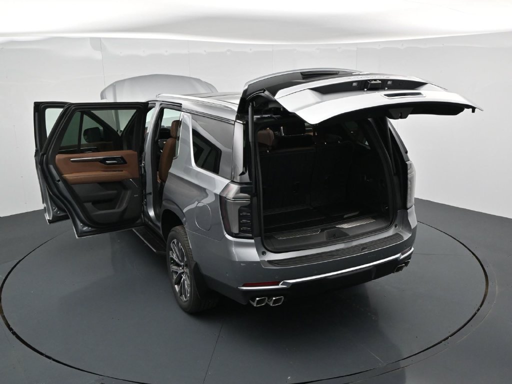 New 2026 Chevrolet Tahoe High Country w/ Sun And Tow Package RWD image 35