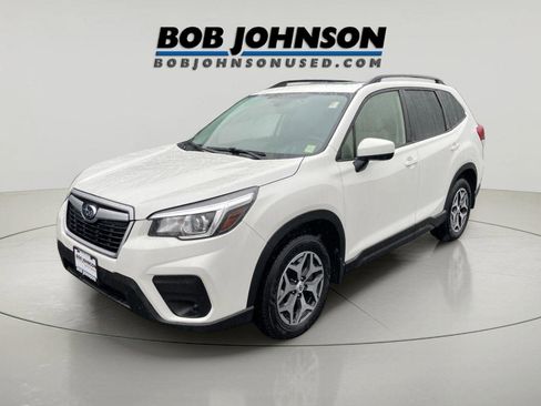 Used 2020 Subaru Forester Premium AWD/4WD image 7