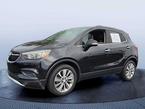 Used 2017 Buick Encore Preferred FWD image 2