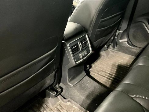Used 2023 Subaru Forester Limited AWD/4WD image 10
