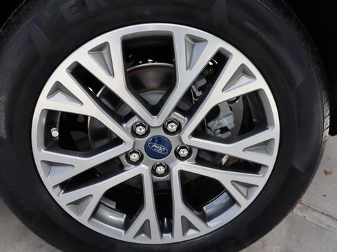 Used 2022 Ford Escape SEL image 45