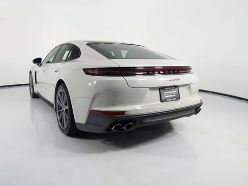 Certified 2026 Porsche Panamera 4 AWD/4WD image 8