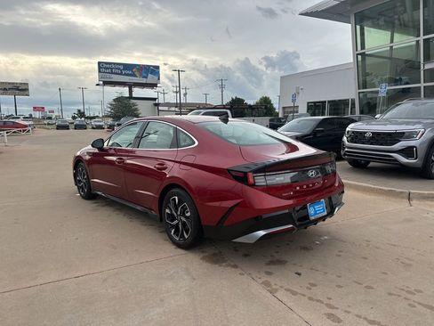 Used 2025 Hyundai Sonata SEL FWD image 7