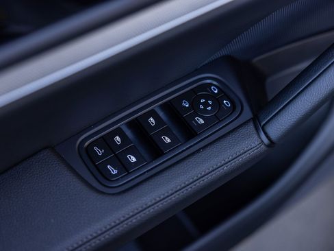 New 2026 Porsche Cayenne AWD/4WD image 44
