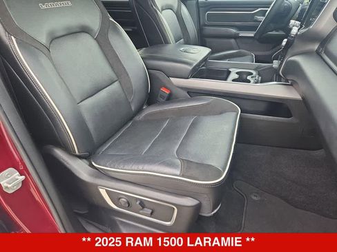 Used 2025 RAM 1500 Laramie AWD/4WD image 20
