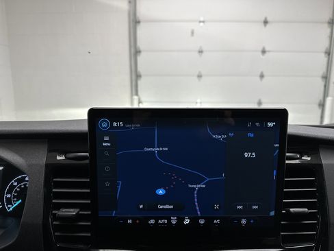 Used 2023 Ford Transit 350 XLT image 31