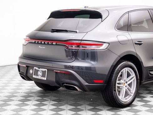 Certified 2025 Porsche Macan image 34
