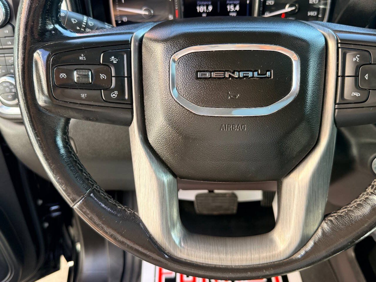 Used 2021 GMC Sierra 2500 Denali w/ Denali Black Diamond Edition AWD/4WD image 25