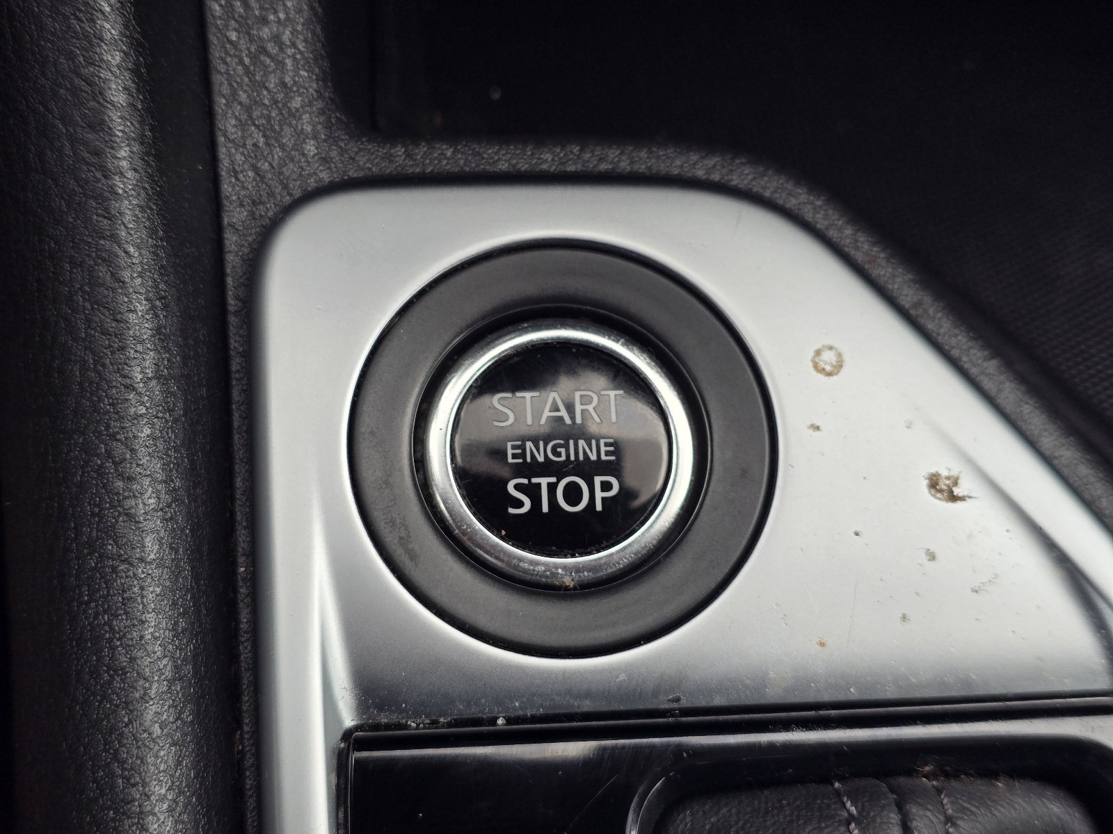 Used 2024 Nissan Sentra SV FWD image 21