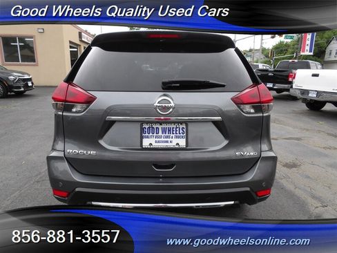 Used 2020 Nissan Rogue SV AWD/4WD image 6