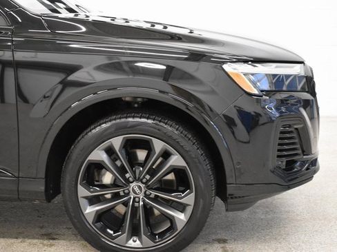 Used 2025 Audi Q7 3.0T Premium Plus image 13