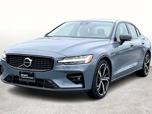 Used 2024 Volvo S60 B5 Core image 14