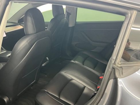 Used 2023 Tesla Model 3 Standard Range RWD image 12