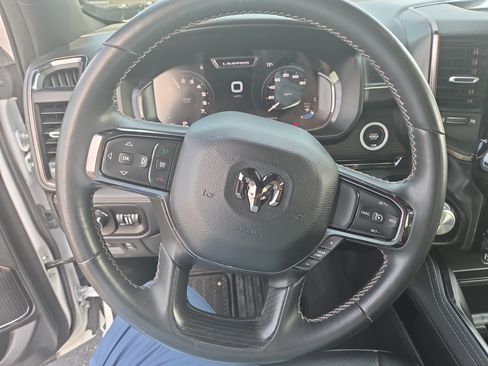 Used 2023 RAM 1500 Limited w/ Body Color Bumper Group AWD/4WD image 3