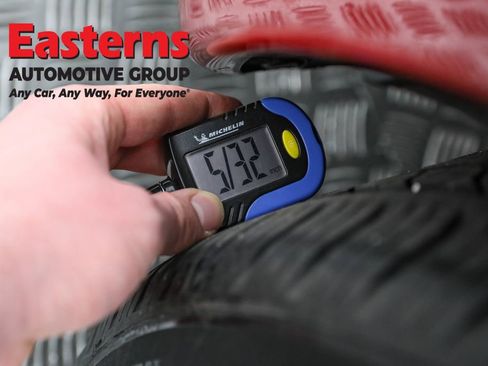 Used 2020 Tesla Model 3 Standard Range image 28