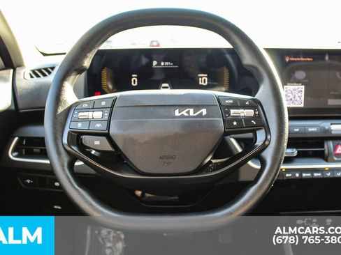 Used 2025 Kia K4 FWD image 23