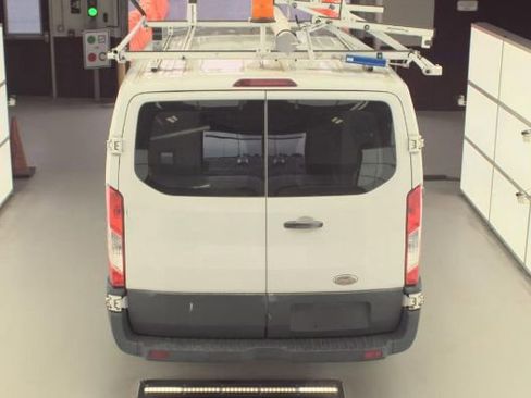 Used 2015 Ford Transit 150 130 Low Roof RWD image 3