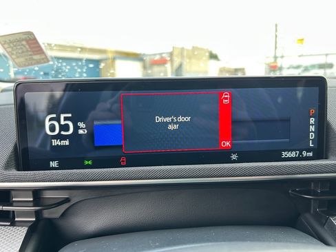 Used 2022 Ford Mustang Mach-E Select image 16