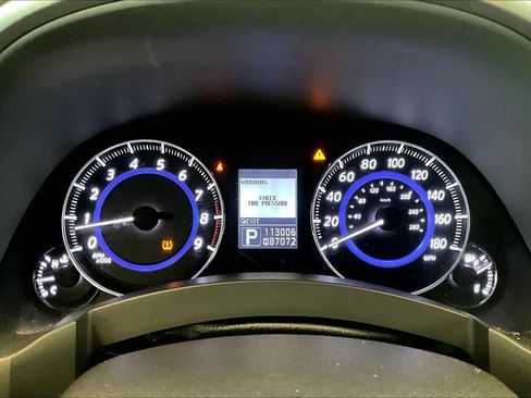 Used 2014 INFINITI QX70 AWD w/ Premium Package image 22