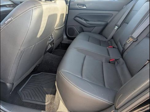 Used 2025 Nissan Altima 2.5 SL image 10