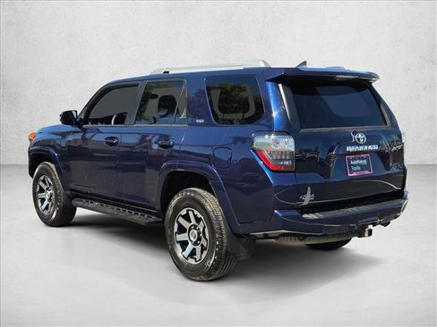 Used 2017 Toyota 4Runner SR5 Premium image 8
