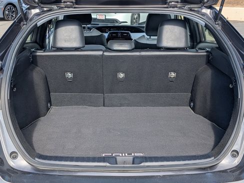 Used 2016 Toyota Prius Three Touring w/ Preferred Accessory Package image 9