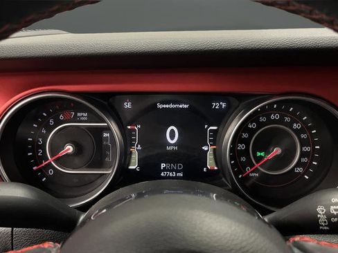 Used 2021 Jeep Wrangler Unlimited Rubicon image 14