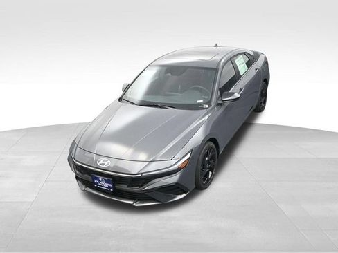 New 2026 Hyundai Elantra SEL Sport Premium FWD image 24