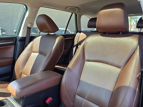 Used 2019 Subaru Outback 3.6R Touring w/ Popular Package #3A image 18