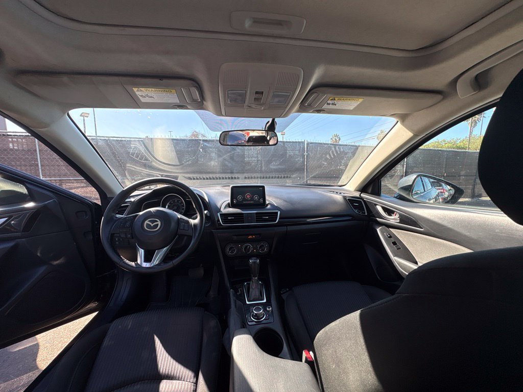 Used 2016 MAZDA MAZDA3 i Touring FWD image 11