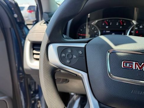 Certified 2024 GMC Terrain SLE w/ Driver Convenience Package FWD image 15