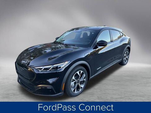 Used 2025 Ford Mustang Mach-E Select w/ Interior Protection Package image 12