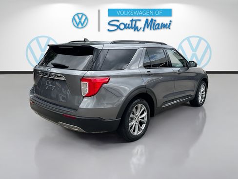 Used 2021 Ford Explorer XLT w/ Equipment Group 202A RWD image 7