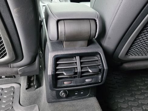 Used 2022 Audi Q3 2.0T Premium Plus w/ Premium Plus Package image 19