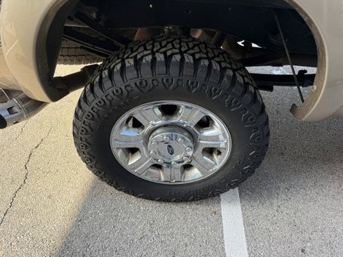 Used 2013 Ford F350 Lariat w/ Chrome Pkg image 13