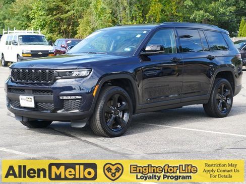 Used 2024 Jeep Grand Cherokee L Limited w/ Black Appearance Package image 1