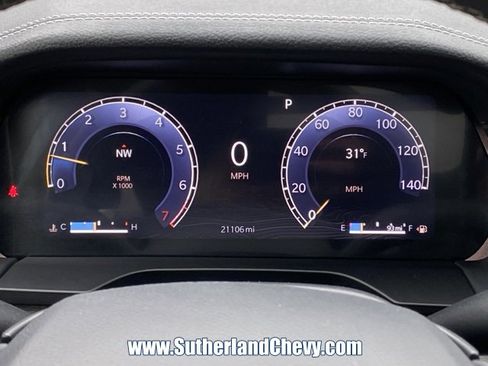 Used 2024 Jeep Grand Cherokee L Limited w/ Luxury Tech Group II image 23