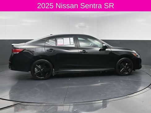 Used 2025 Nissan Sentra SR image 4