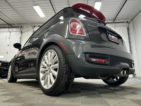 Used 2013 MINI Cooper S image 19