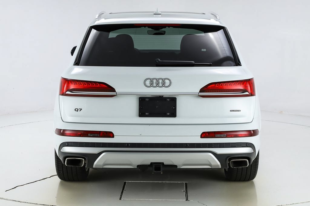 Used 2025 Audi Q7 3.0T Prestige w/ Prestige Package AWD/4WD image 14
