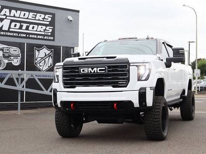 Used 2025 GMC Sierra 3500 AT4 w/ AT4 Premium Plus Package