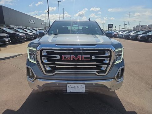 Used 2022 GMC Sierra 1500 SLT w/ SLT Premium Plus Package AWD/4WD image 2