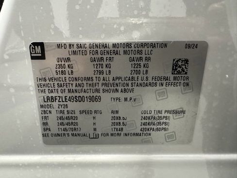 New 2025 Buick Envision Sport Touring image 29