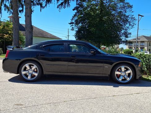 Used 2006 Dodge Charger SRT8 w/ SRT Option Group II RWD image 7