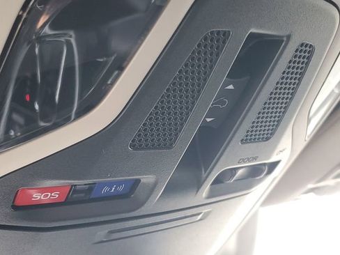 Certified 2023 Subaru Outback Limited AWD/4WD image 31