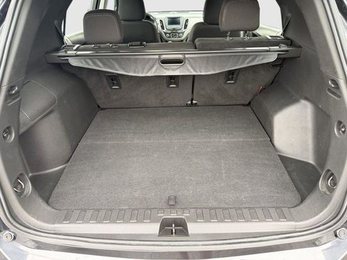 Used 2022 Chevrolet Equinox LS AWD/4WD image 21