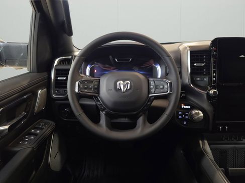 New 2026 RAM 1500 Laramie AWD/4WD image 17