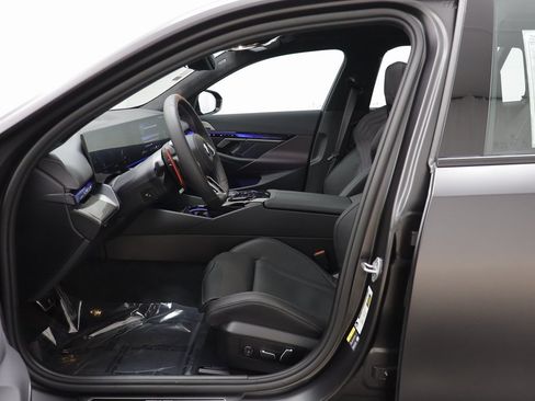 New 2026 BMW M5 Touring w/ M Driver's Package image 7