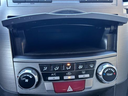 Used 2014 Subaru Outback 2.5i Premium image 27